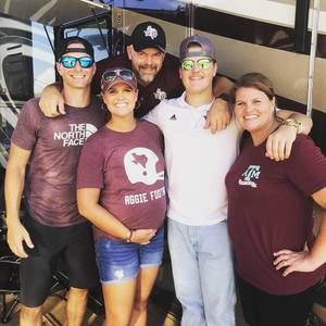 Meet your Posher, Chad